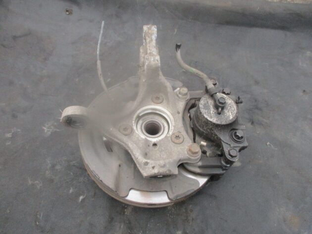 2018 GENUINE HYUNDAI IONIQ HYBRID FRONT LEFT PASSENGER SIDE WHEEL HUB - Image 3