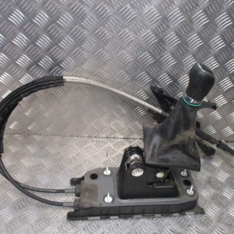 2015 GENUINE SKODA SUPERB 6 SPEED GEAR SELECTOR LINKAGE 3Q0711049G