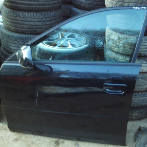 2012 GENUINE AUDI A3 8P FRONT LEFT PASSENGER SIDE BARE SHELL DOOR NSF