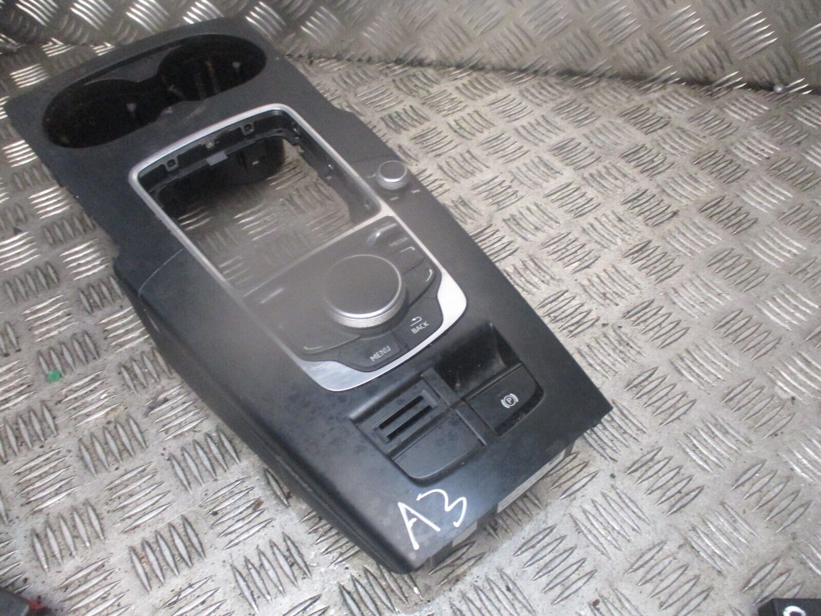 2013 GENUINE AUDI A3 8V CENTRE MMI CONTROLS MULTIMEDIA SWITCH PANEL 8V0919614B - Image 3