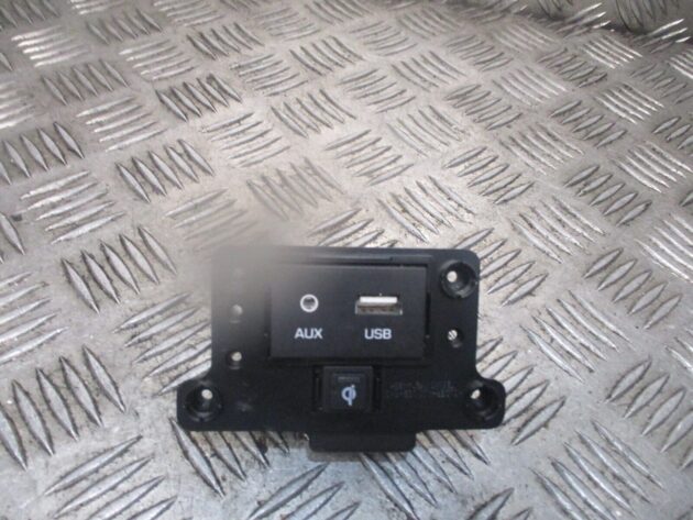 2018 GENUINE HYUNDAI IONIQ AUX USB PORT CONNECTION - Image 2
