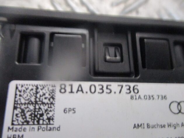 2019 GENUINE AUDI A3 8V AUX USB INPUT PORT INTERFACE 81A035736 - Image 3