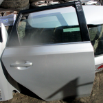 2015 GENUINE TOYOTA AURIS ESTATE REAR RIGHT DRIVER SIDE BARE SHELL DOOR OSR