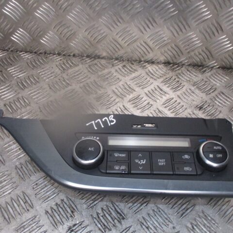 2014 GENUINE TOYOTA AURIS 1.8 HYBRID CLIMATE CONTROL SWITCH PANEL 75F542