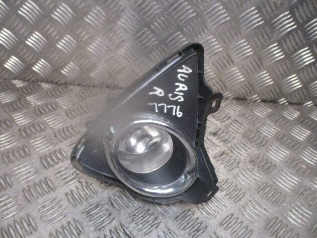 2014 GENUINE TOYOTA AURIS FRONT RIGHT DRIVER SIDE FOG LIGHT LAMP 8121002110