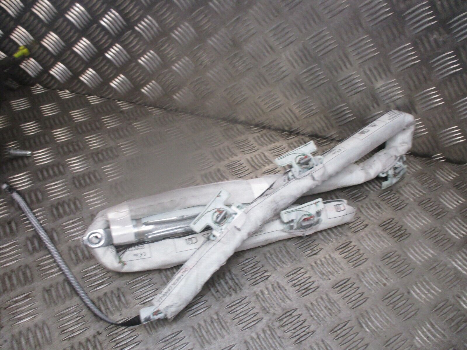 2015 GENUINE NISSAN JUKE FRONT LEFT PASSENGER SIDE CURTAIN ROOF BAG 34195332 - Image 3