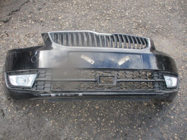 2016 GENUINE SKODA OCTAVIA FRONT COMPLETE BUMPER - Image 2