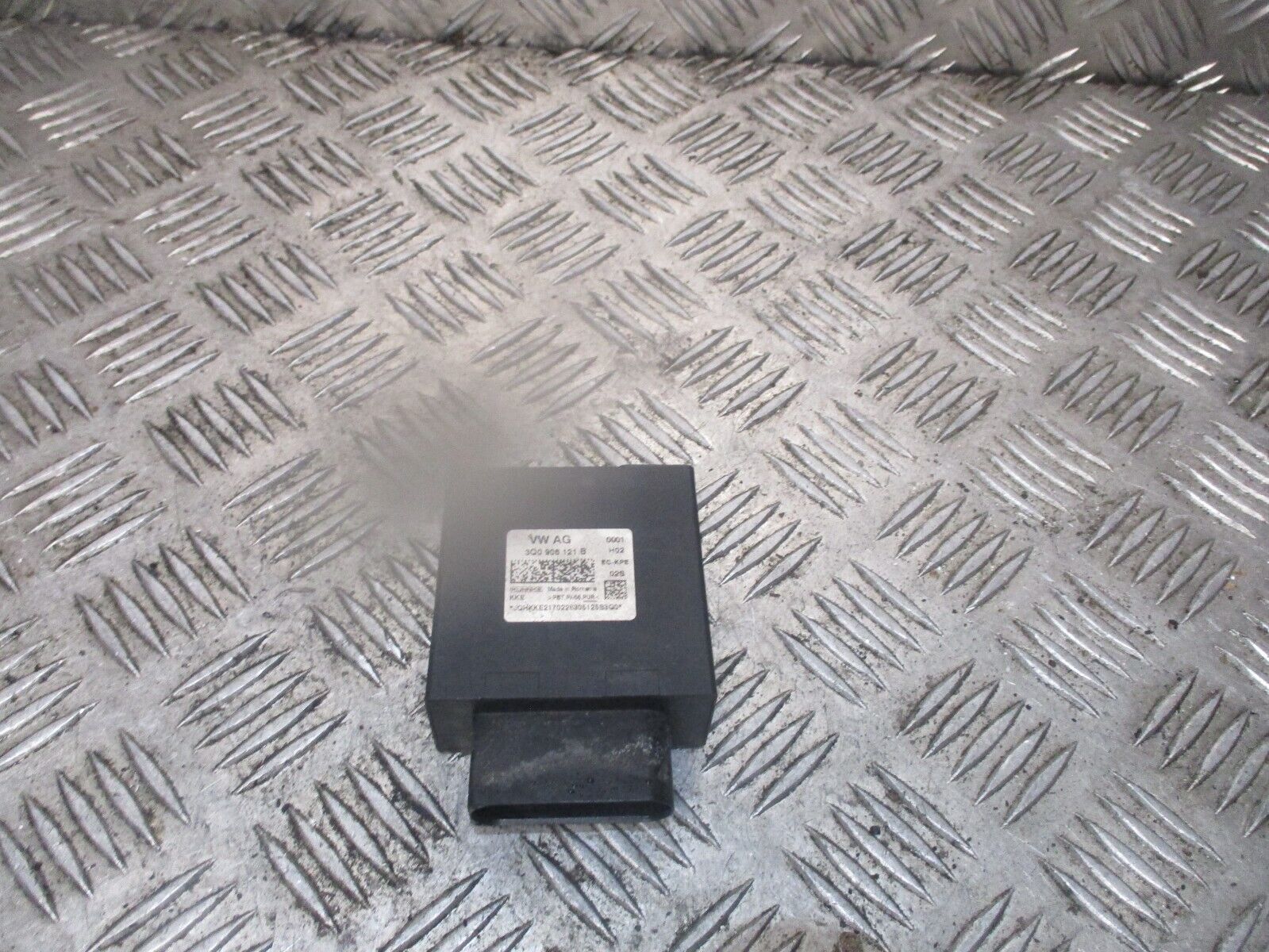 2018 GENUINE AUDI Q2 IN TANK FUEL PUMP CONTROL MODULE UNIT 3Q0906121B