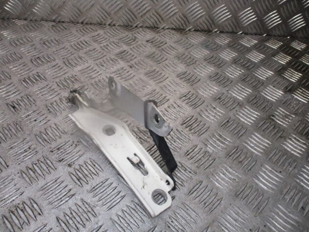 2014 GENUINE AUDI A3 8V FRONT LEFT PASSENGER SIDE BONNET HINGE 8V0823301 - Image 2
