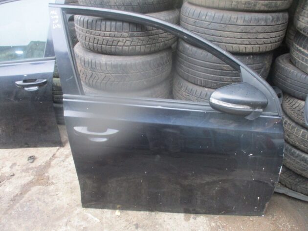 2009 GENUINE VW MK6 FRONT RIGHT DRIVER SIDE BARE SHELL DOOR OSF - Image 2