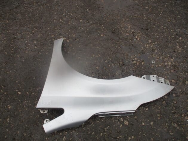2013 GENUINE TOYOTA AVENSIS FRONT LEFT PASSENGER SIDE WING FENDER NSF - Image 3