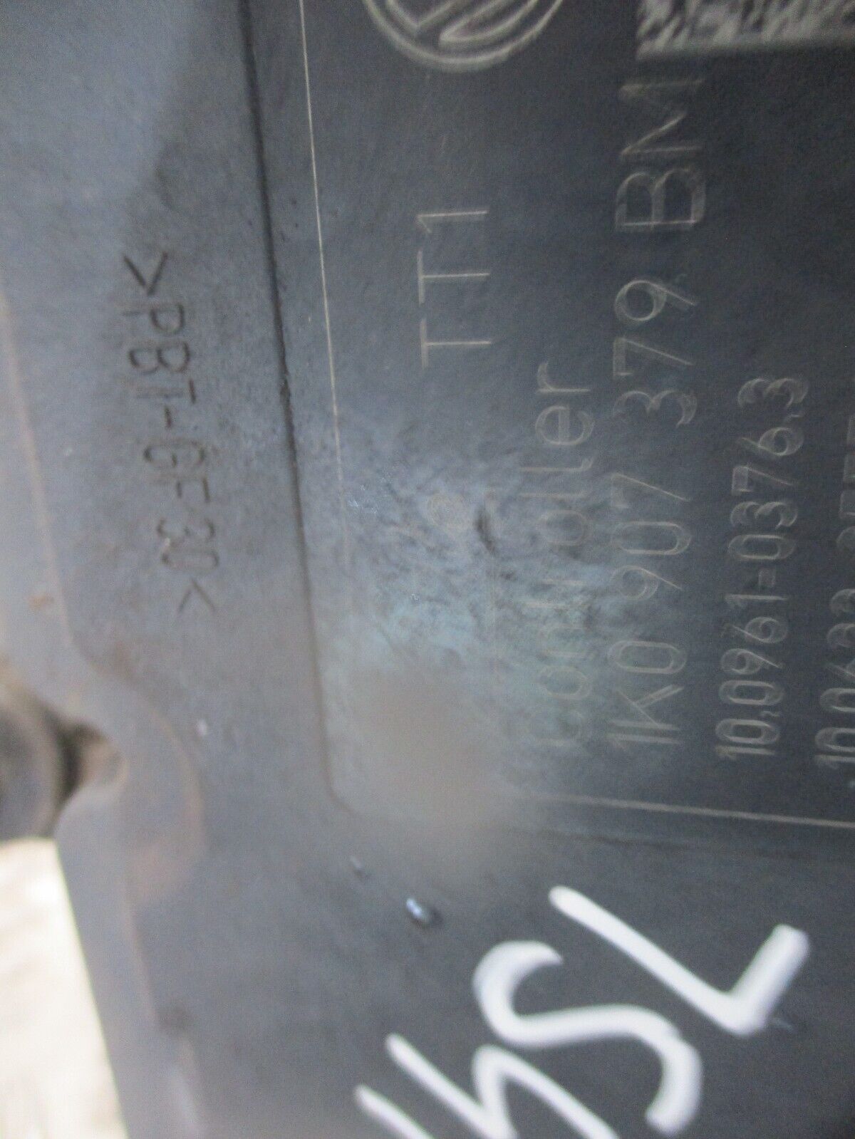 2014 VW SCIROCCO 2.0TDI ABS PUMP CONTROL MODULE UNIT 1K0614517ED 1K0907379BM - Image 5