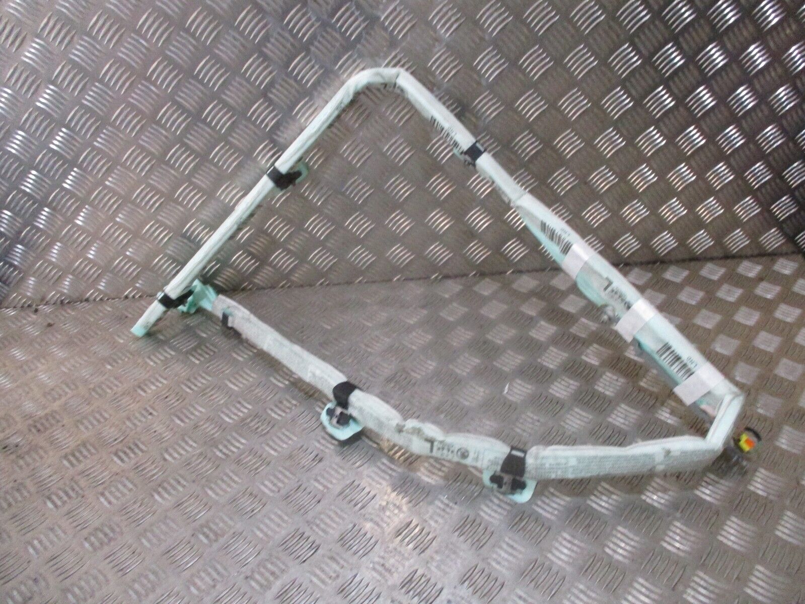 2015 GENUINE SKODA OCTAVIA LEFT PASSENGER SIDE ROOF CURTIAN AIRBG 5E0880741 - Image 3