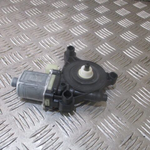 2015 GENUINE SEAT LEON FRONT LEFT PASSENGER SIDE WINDOW MOTOR 5Q0959801