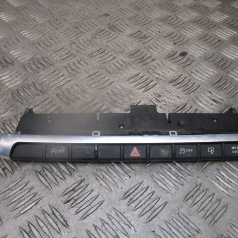 2016 GENUINE AUDI A3 8V DASHBOARD HAZARD SWITCH PANEL 8V0925301BA