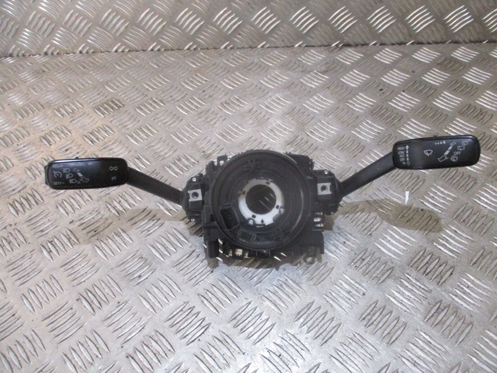 2015 GENUINE SKODA OCTAVIA 5E INDICATER WIPER STALK SQUIB 5Q0953507AC 5Q0953513R - Image 9