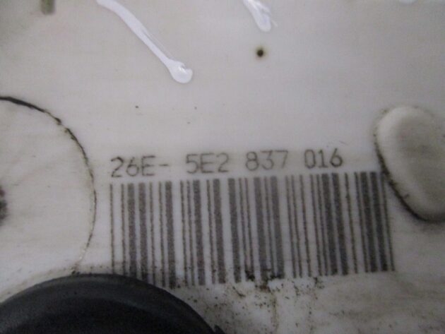 2014 GENUINE SKODA OCTAVIA FRONT RIGHT DRIVER SIDE DOOR LOCK MECHANISM 5E2837016 - Image 2