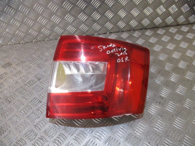 2015 SKODA OCTAVIA ESTATE REAR RIGHT DRIVER SIDE TAILLIGHT LAMP OEM 5E9945096 - Image 2