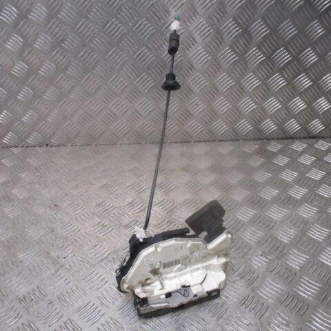 2013 SKODA OCTAVIA FRONT LEFT PASSENGER SIDE DOOR LOCK MECHANISM 5E2837015 OEM