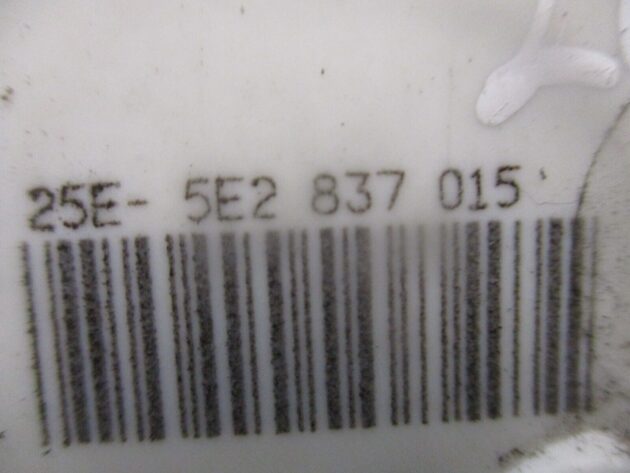 2013 SKODA OCTAVIA FRONT LEFT PASSENGER SIDE DOOR LOCK MECHANISM 5E2837015 OEM - Image 2