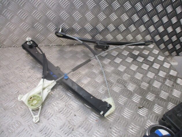 2016 AUDI A3 8V FRONT LEFT PASSENGER SIDE DOOR WINDOW REGULATER 8V4837461 OEM - Image 2