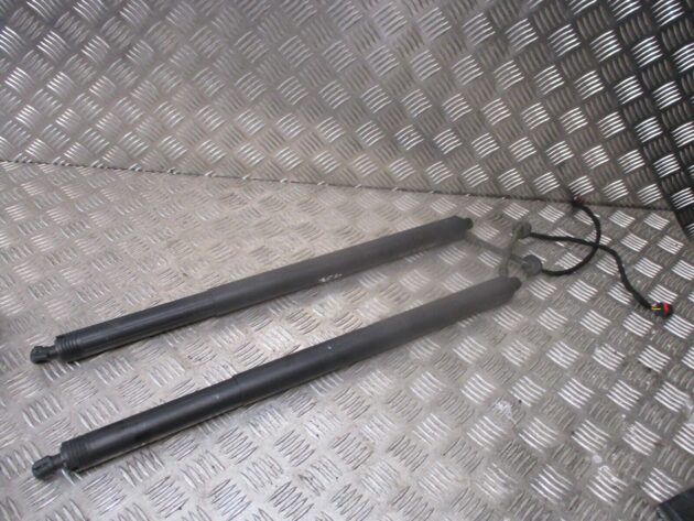2021 GENUINE AUDI Q2 REAR TAILGATE ELECTRIC GAS STRUTS 81A827851C - Image 2
