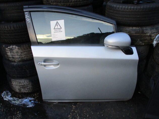 2014 GENUINE TOYOTA PRIUS FRONT RIGHT DRIVER SIDE BARE SHELL DOOR - Image 2