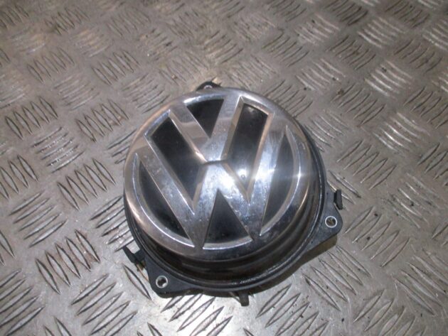 2018 GENUINE VW GOLF MK7 REAR TAILGATE RELEASE BADGE HANDLE 5G9827469D - Image 2