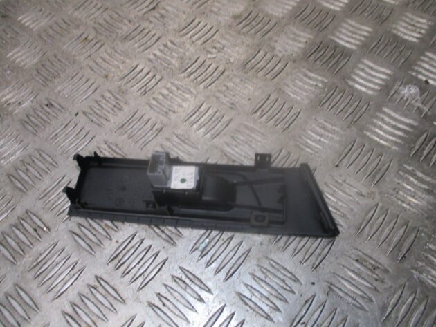 2014 GENUINE VW PASSAT B7 FRONT LEFT PASSENGER SIDE WINDOW SWITCH 3AC857857 - Image 3