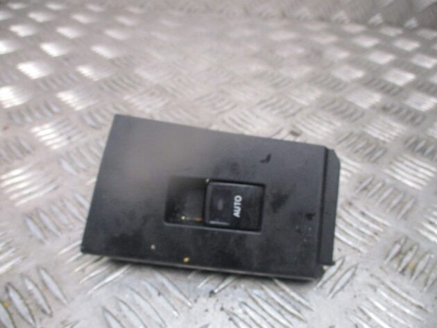 2014 GENUINE TOYOTA AURIS REAR RIGHT DRIVER SIDE WINDOW SWITCH 74271-02630 - Image 3