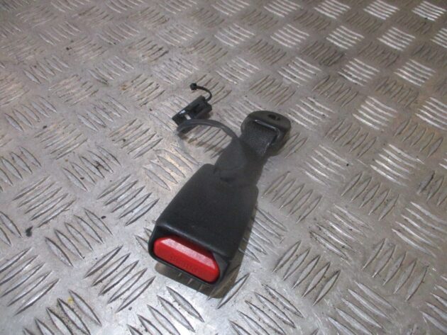 2016 GENUINE TOYOTA AYGO REAR SEAT BELT BUCKLE 309104610AA - Image 2