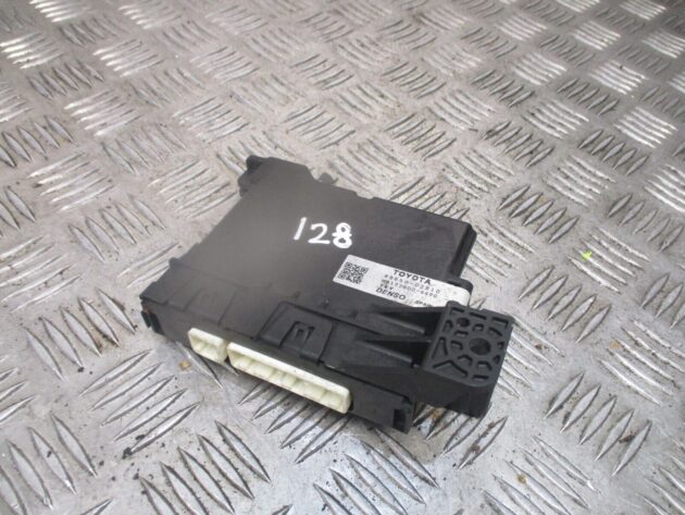 2014 TOYOTA AURIS 1.8 VVTI HYBRID AIR CON CLIMATE CONTROL UNIT 88650-02E10 OEM - Image 3