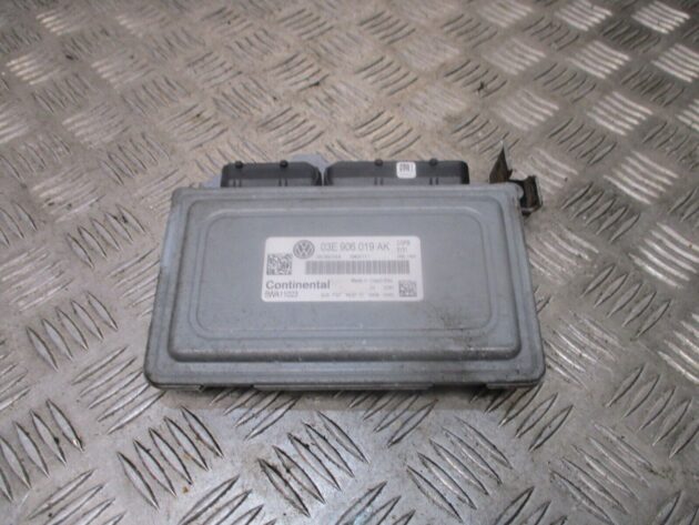 2013 GENUINE VW POLO ENGINE ECU CONTROL UNIT MODULE 03E906019AK - Image 3