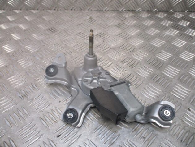 2013 GENUINE TOYOTA AVENSIS REAR WINDSCREEN WIPER MOTOR 85130-05060 - Image 2