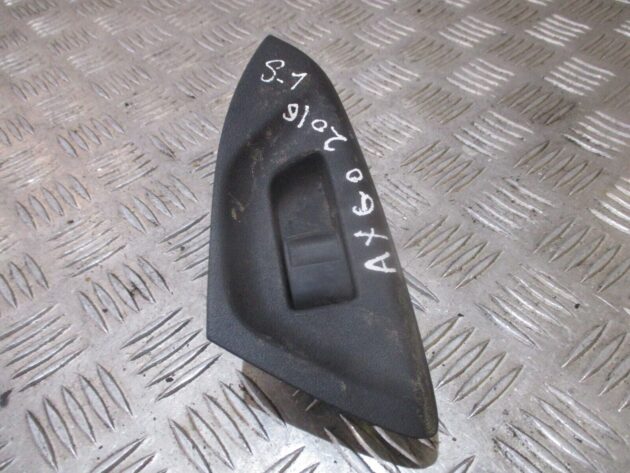 2016 GENUINE TOYOTA AYGO FRONT LEFT PASSENGER SIDE WINDOW SWITCH NSF - Image 2