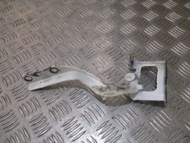 2012 GENUINE TOYOTA PRIUS FRONT RIGHT DRIVER SIDE BONNET HINGE OSF - Image 2