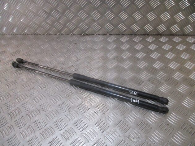 2014 GENUINE SEAT LEON REAR TAILGATE BOOT GAS STRUTS 5F9827550B - Image 3