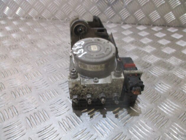 2018 GENUINE VW PASSAT B8 ABS PUMP CONTROL UNIT MODULE 3Q0614517AA 3Q0907379AA - Image 2