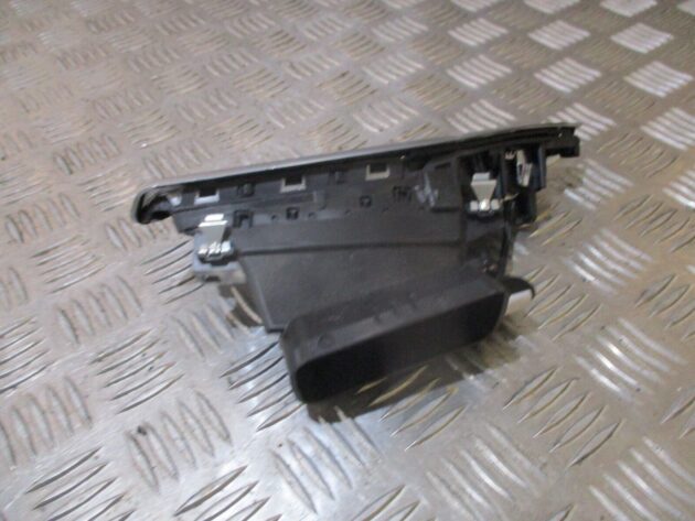 2014 GENUINE PEUGEOT 208 FRONT RIGHT DRIVER SIDE AIRVENT 9673131677 - Image 3