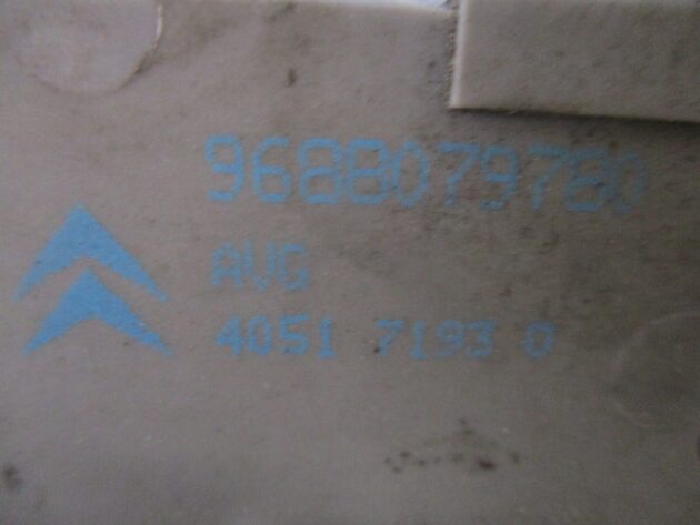 2014 PEUGEOT 208 FRONT LEFT PASSENGER SIDE DOOR LOCK MECHANISM 9688079780 - Image 2