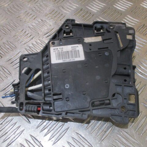 2013 GENUINE CITROEN C3 1.6HDI TERMINAL BOX 9801148180