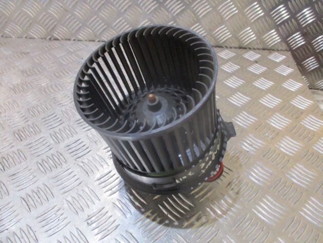 2014 GENUINE PEUGEOT 208 HEATER BLOWER FAN MOTOR T1013140A
