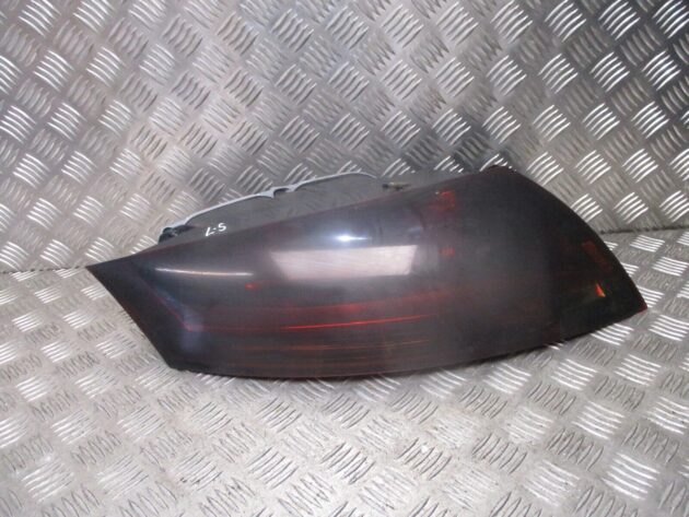 2012 GENUINE AUDI TT REAR LEFT PASSENGER SIDE TAILLIGHT LAMP 8J0945095C - Image 2