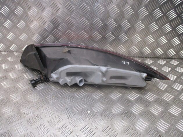2012 GENUINE AUDI TT REAR LEFT PASSENGER SIDE TAILLIGHT LAMP 8J0945095C - Image 4