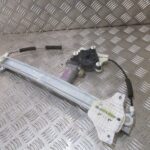 2018 HYUNDAI I20 FRONT LEFT PASSENGER SIDE WINDOW REGULATER MOTOR 82450-C7000
