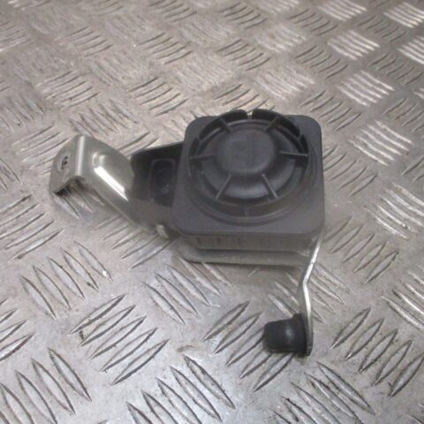 2016 GENUINE AUDI A3 8V SIREN ALARM HORN SIGNAL WITH MOUNT BRACKET 8V2951285