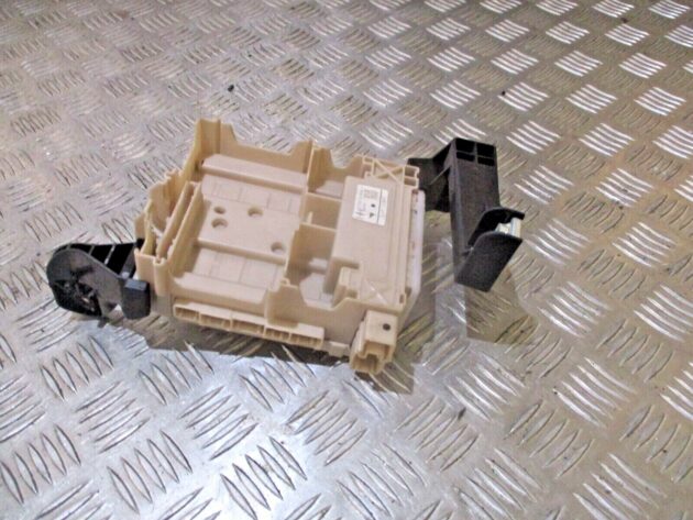 2016 GENUINE CITROEN C1 RELAY FUSE BOX 827300H050A