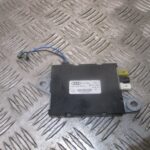 2012 GENUINE AUDI TT AERIAL ANTENNA AMPLIFIER AMP 8J8035225A