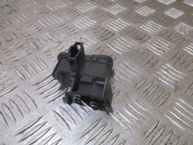 2014 GENUINE SEAT LEON 5F FUEL FLAP SERVO MOTOR 7P0810773D - Image 3