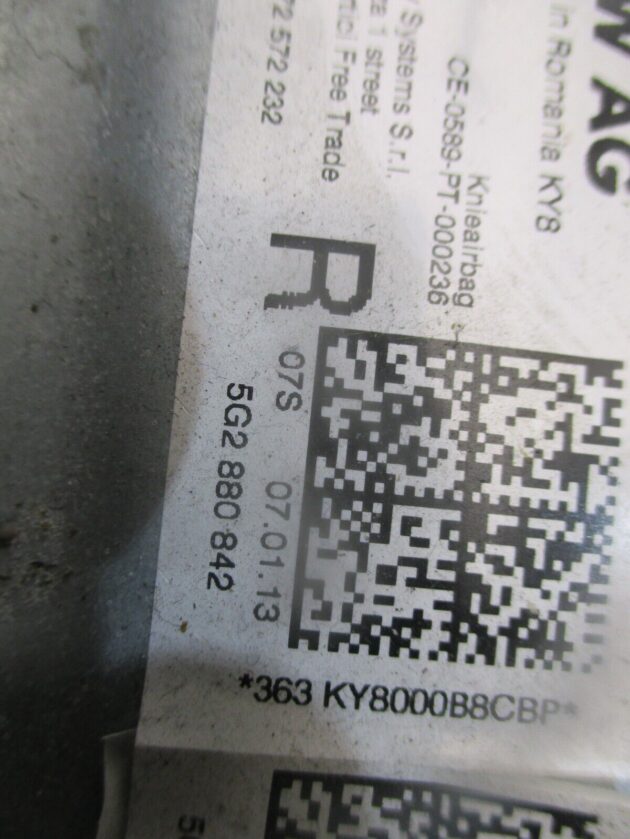 2013 GENUINE VW GOLF MK7 DRIVERS KNEE AIRBG 5G2880842 - Image 3